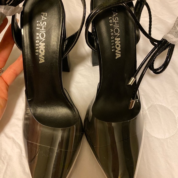 Heels - Picture 6 of 7